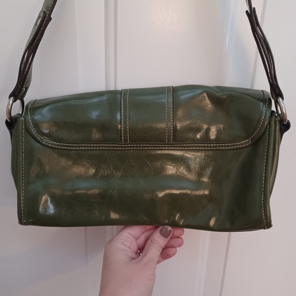 Rosetti Shoulder Bag Green Faux Leather with Silver Hardware and Button Clasp - Picture 2 of 6